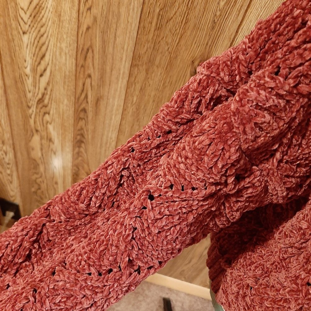 POL Soft Cropped Maroon Turtleneck - Picture 5 of 12